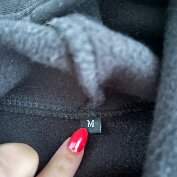 worn once black womans oversized hoodie - Picture 3 of 4